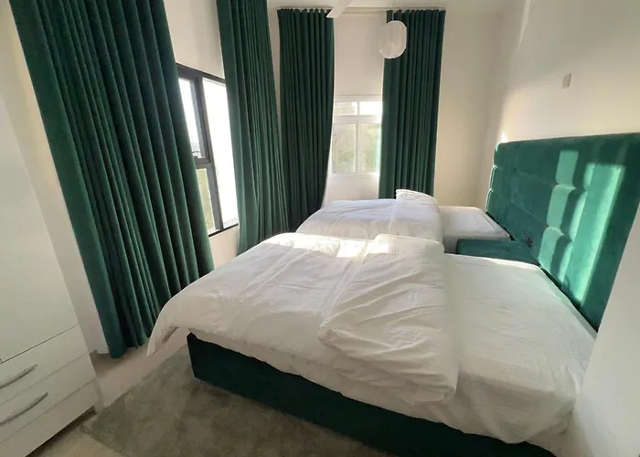 Luxury Wadi Front Apartment 2
